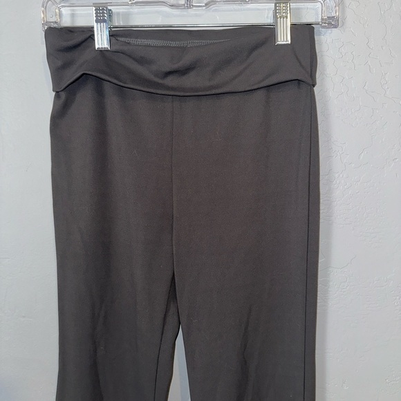 Art Class Girl's Flared Yoga Pants - Picture 2 of 4